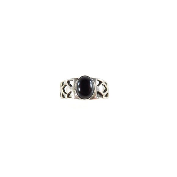 Vintage Oval Onyx Cabochon Solitaire Pierced Sterling Silver Ring Size 7.25 - Picture 1 of 11